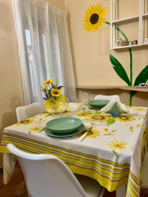 Appartamento Il Girasole Calcinaia Exterior photo